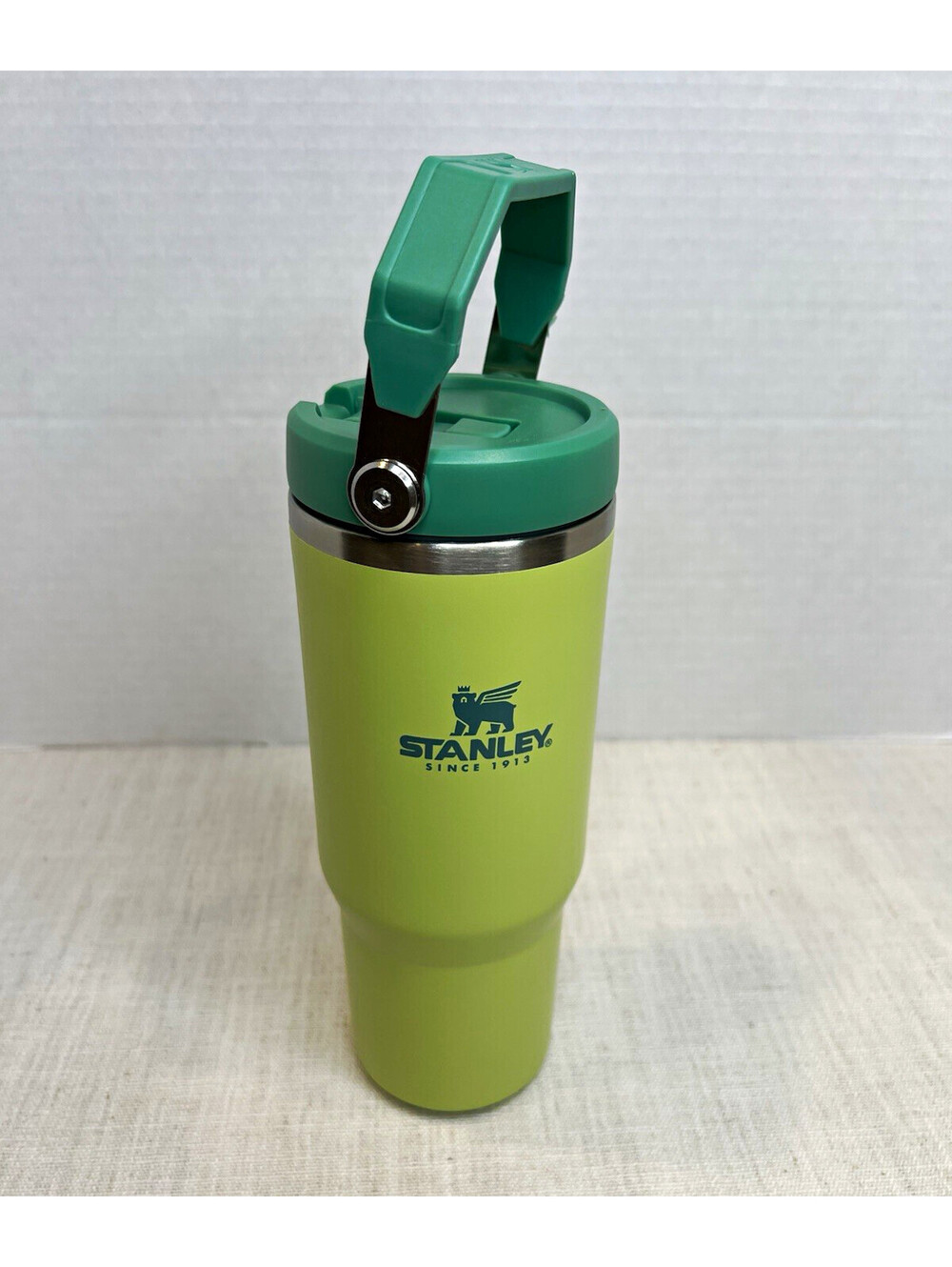 Stanley Insulated Tumbler w/ Handle Flip Straw | 30 oz Green